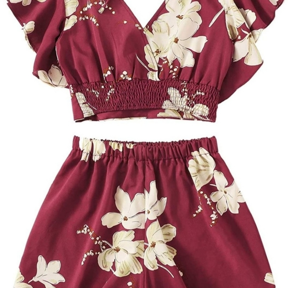 Sweatyrocks | Lg | 2 Piece Butterfly Sleeve Knot Front Crop Top with Shorts Set - Picture 2 of 5